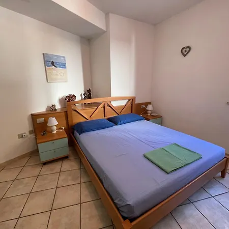 Casa Con Giardino Castelsardo